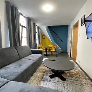 apartament-duplex.brusselshotelsbook.com/